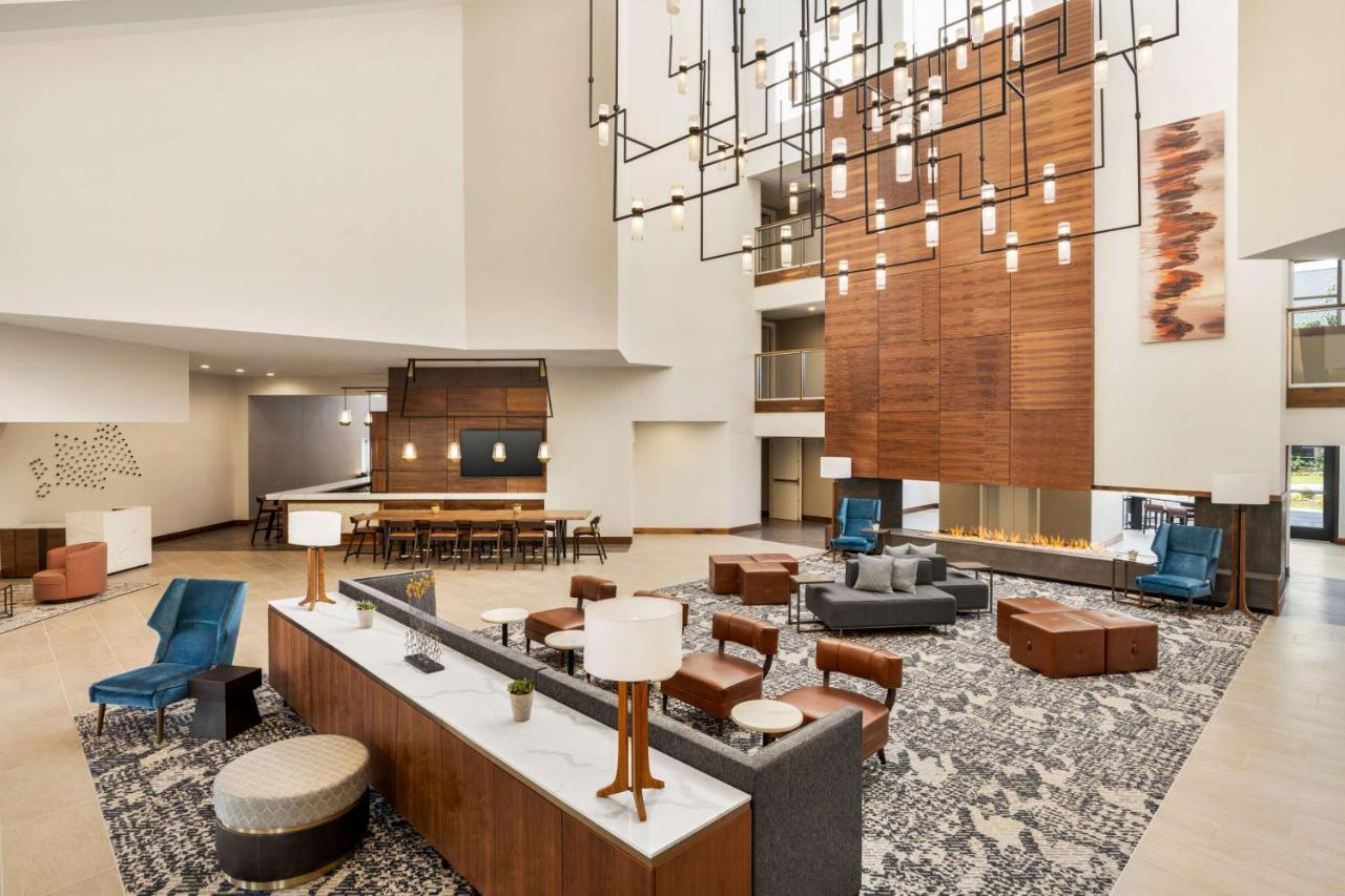 Hotel Doubletree By Hilton Columbus Dublin Exterior foto