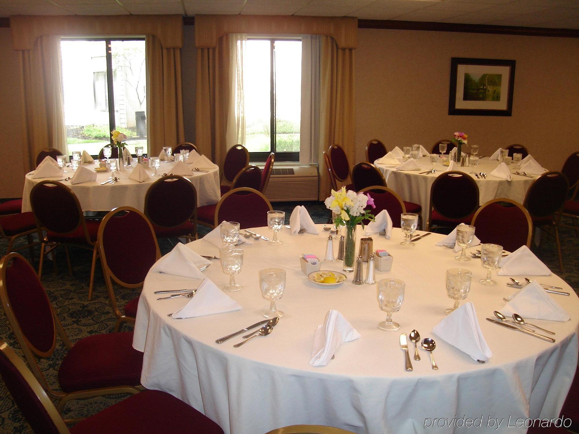 Hotel Doubletree By Hilton Columbus Dublin Exterior foto